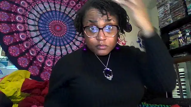 GardeniaFields online show from April 8, 6:25 am