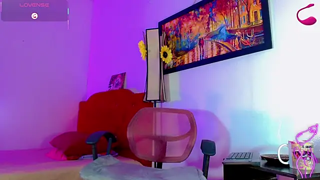 alexsandra kiss online show from April 8, 12:06 pm