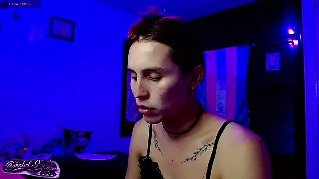 Malud09 online show from February 26, 1:05 pm