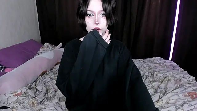 Snapshot of amelia_mays_xx chatting on October 3, 6:35 am amelia mays xx online show from October 3, 6:35 am