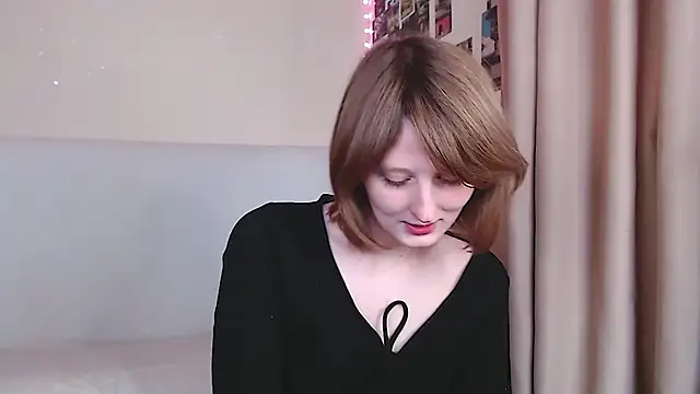 c0ralynx online show from October 3, 6:24 am