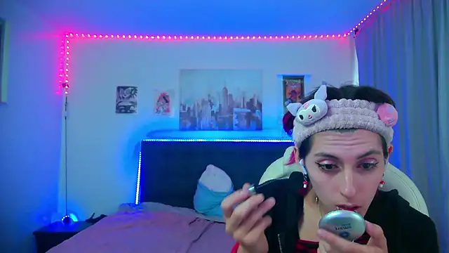 goth minerva online show from February 19, 2:02 pm