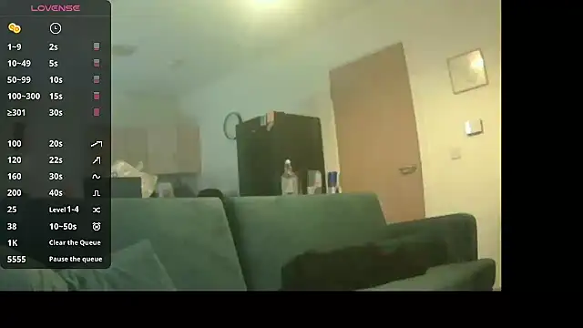 avamaxwell online show from April 4, 4:16 pm