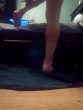 Crossedsissy online show from April 1, 6:04 am