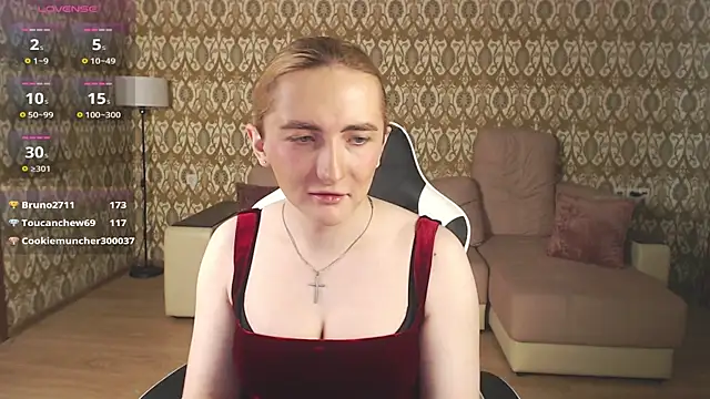 Vi Luxy online show from April 24, 2:36 am