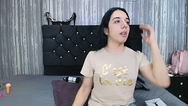 Alicee Moonn online show from November 18, 8:53 pm