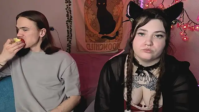  Sweetie Kitty  online show from April 17, 2:41 pm