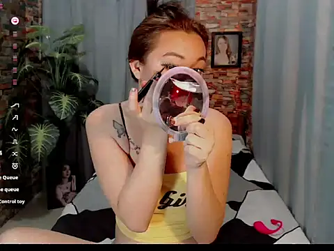 cutemac69 online show from October 29, 10:19 pm