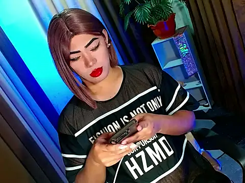 bigfattycocksonya27 online show from September 23, 10:53 am