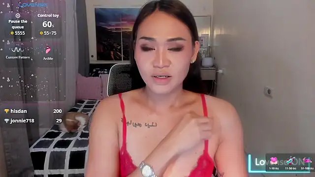 Miss VictoriaWilliams online show from December 2, 9:29 pm