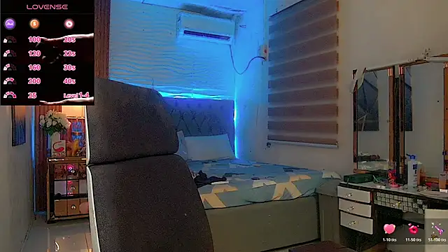 Paulalu95 online show from April 13, 7:18 pm