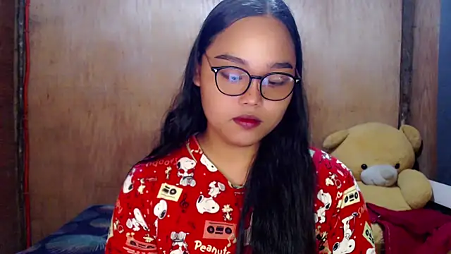 Snapshot of _Lylia chatting on October 8, 12:56 am  Lylia online show from October 8, 12:56 am