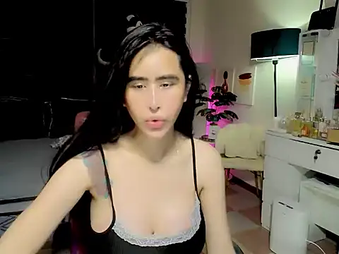 XhotcockcumXts online show from March 18, 11:20 am