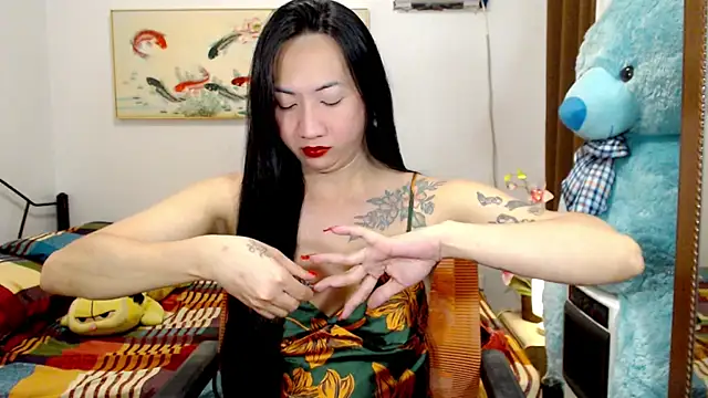 LovelyQueen69 online show from November 20, 3:34 pm