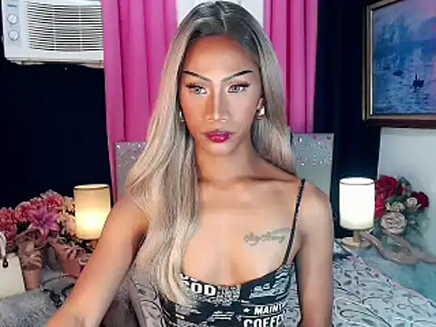 sassylatina online show from March 15, 4:54 pm