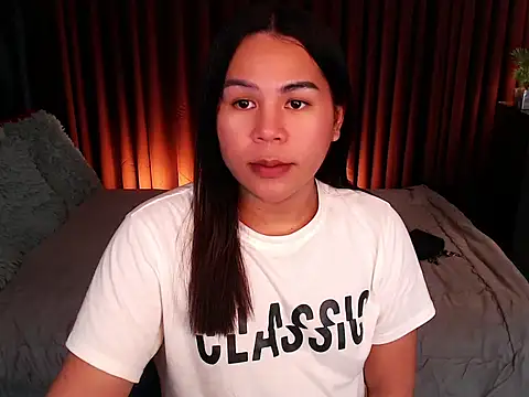 Snapshot of TransAlena95 chatting on October 14, 7:31 am TransAlena95 online show from October 14, 7:31 am