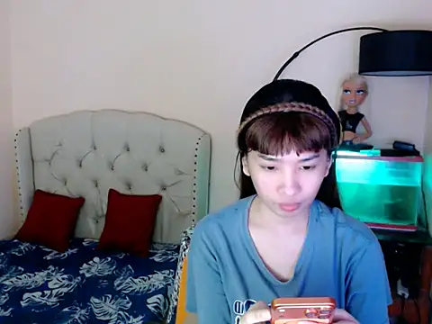 ShantalFoxxy  online show from February 22, 9:23 am