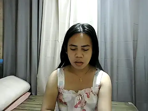 Snapshot of exoticpinay_dolly chatting on September 29, 1:38 am exoticpinay dolly online show from September 29, 1:38 am