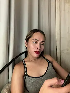 RomanticPearlTS online show from March 7, 1:39 pm