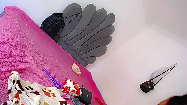 Sativa-sexy online show from January 6, 5:17 pm