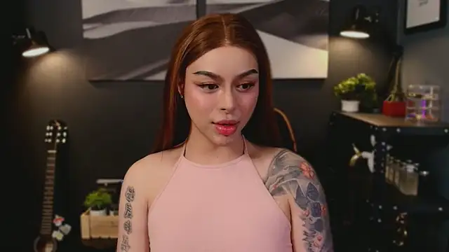 LUNACOCKSLAYER online show from November 17, 5:29 am