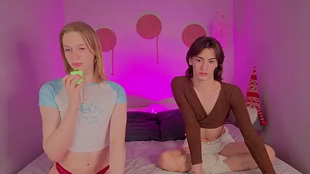 Olivia-Pink online show from January 10, 9:32 pm