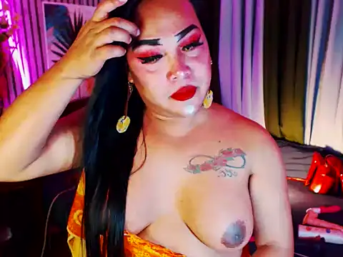 CumFactoryLuna online show from April 4, 10:35 am