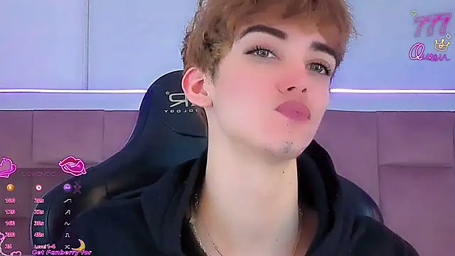 Baby FenixTS online show from March 12, 7:46 am