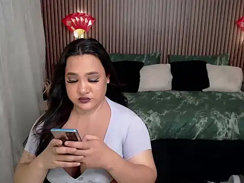 Hotcum ella online show from October 23, 1:31 am