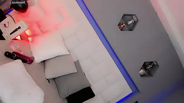 Ariia-janee online show from March 21, 5:53 am