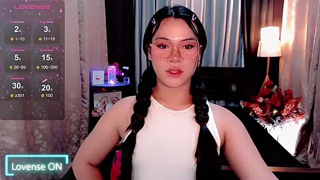 Snapshot of IamRaeganDolls69 chatting on September 15, 1:21 am IamRaeganDolls69 online show from September 15, 1:21 am