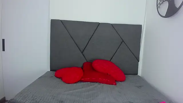 Kink  Angell online show from October 25, 2:45 pm