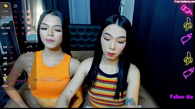 bellamoonlightX online show from December 14, 8:31 am