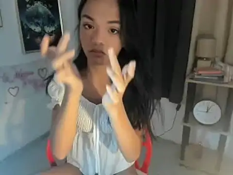 youfavoritedoll online show from July 13, 5:04 pm