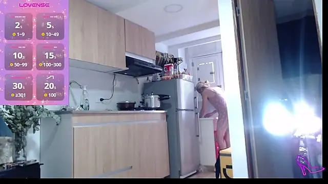 AllysonStonne online show from March 20, 9:16 pm