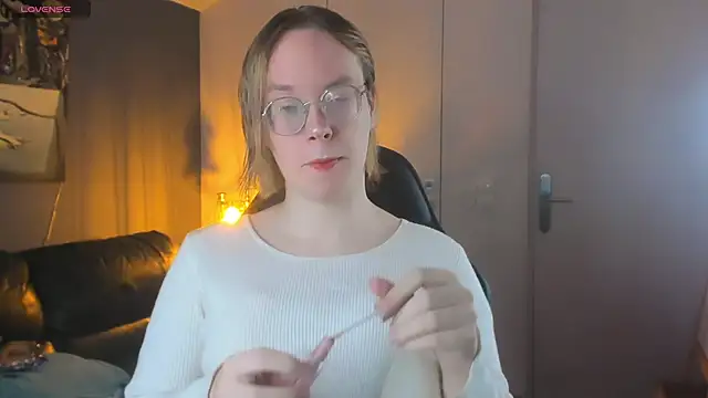 Amanda Butlerr online show from October 11, 9:22 am