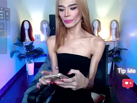 Snapshot of itsmeMonicaloove69 chatting on October 21, 9:33 am itsmeMonicaloove69 online show from October 21, 9:33 am
