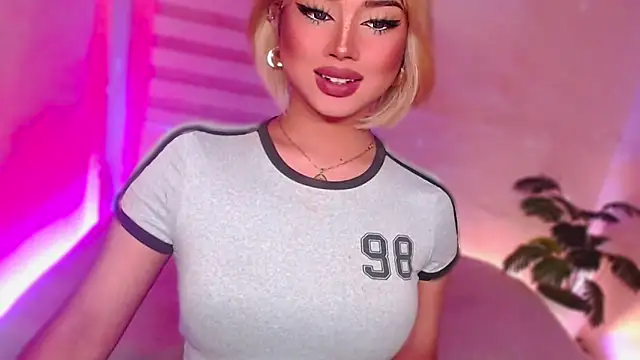 MissRumi Hunter online show from June 21, 6:44 pm