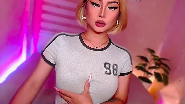 MissRumi Hunter online show from July 1, 4:29 pm