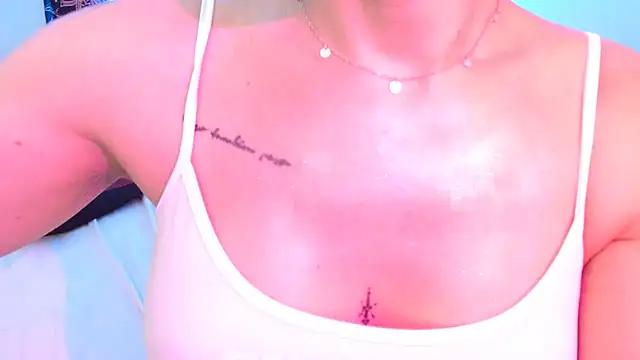 lilithxy online show from October 18, 8:23 pm