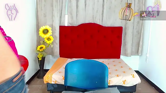 luisa  torres online show from November 18, 3:06 am