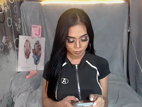 SerenityFoxx online show from November 18, 3:50 am