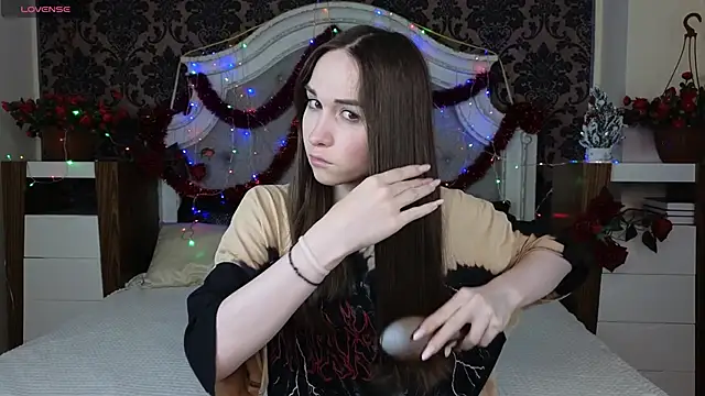 Angeel Kate online show from December 23, 4:39 am