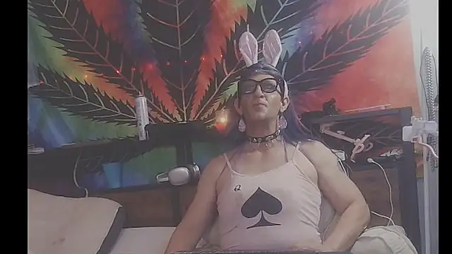 mistismoker online show from April 15, 3:23 am