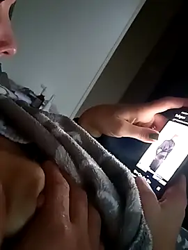 NiceBadgera online show from October 6, 3:01 pm