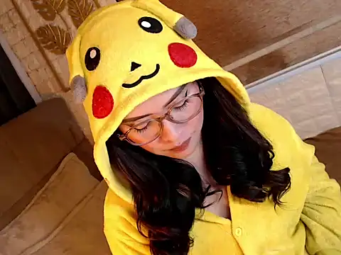 yourdevilsweettsx online show from March 13, 12:11 pm