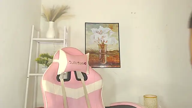 xxxgoddesnicolexxx online show from February 27, 5:02 am