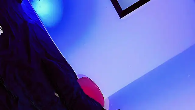 daniela dolls online show from April 17, 12:08 pm