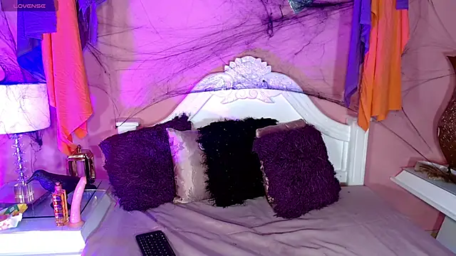  IsabellaRousse online show from October 18, 7:50 pm