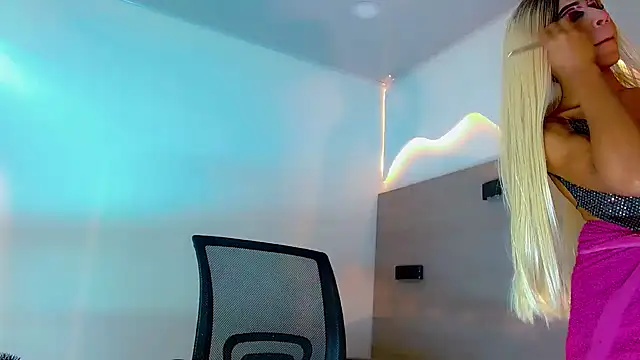 katherine x1 online show from March 28, 7:49 pm